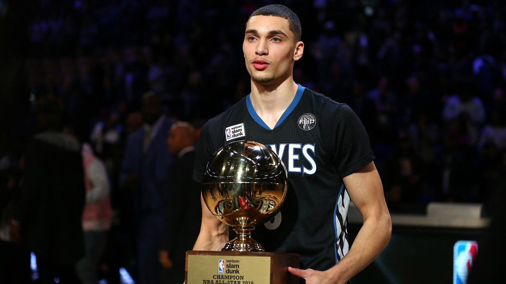 世界杯新周期:FIFA与欧足联计划共同研究“减少不必要头球训练” 保护球员健康